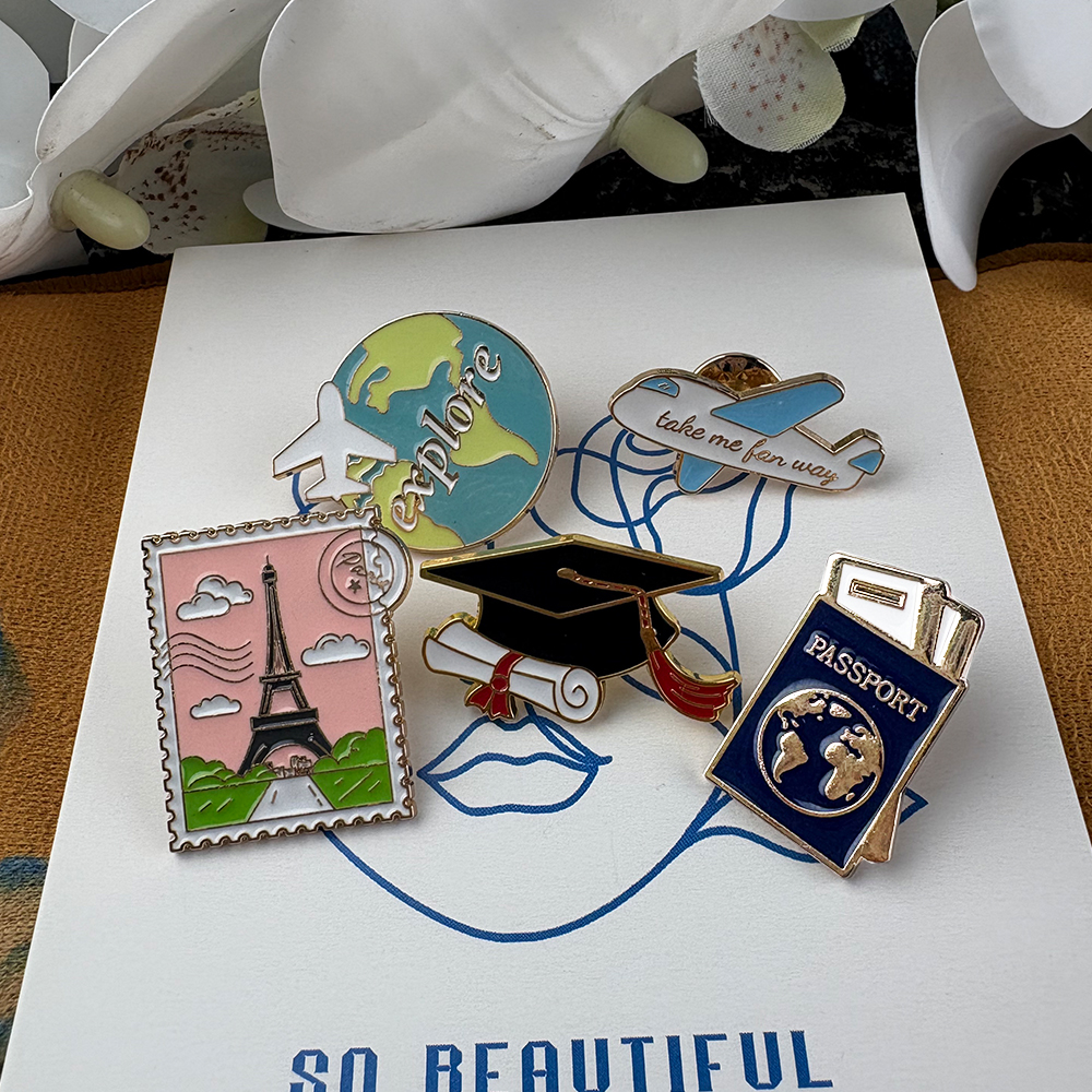 Qantas Travel Accessories - Passport Plane Earth Adventure Travel Life