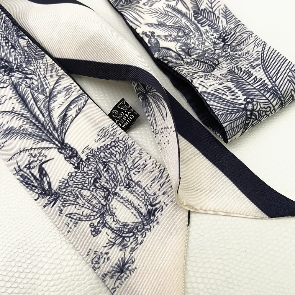 Extended Ribbon Scarf, Silk Ha - Travel Accessories Deals 评论和价格