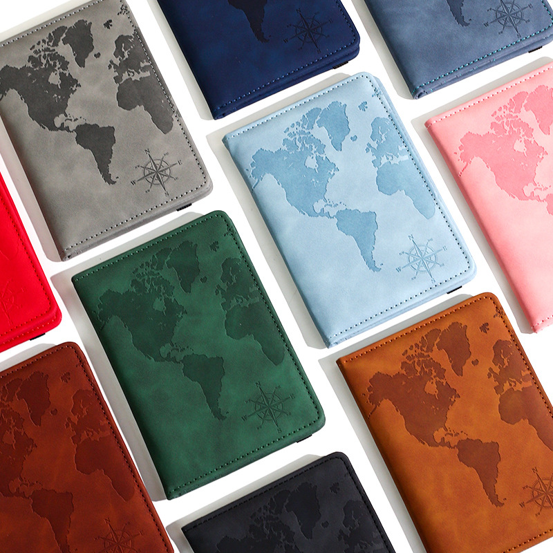 New Map Printed Passport Holde - Qantas Travel Accessories 评论和价格