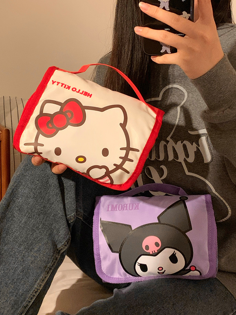 Hello Kitty Portable Large Cap - Travel Accessories Needed 评论和价格