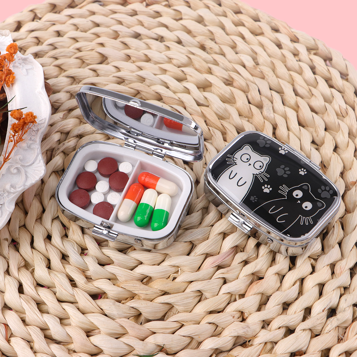 Cartoon Black And White Cat Tr - Travel Accessories Deals 评论和价格